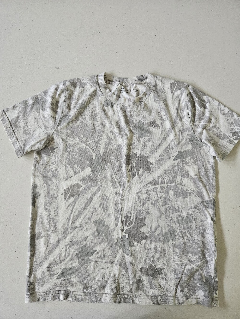 Abercrombie Boys Tshirt Camo White Gray 13 14 Real Tree Cotton Boys Moose